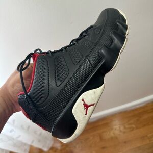 Jordan 9 Retro low Black and Red Sneakers